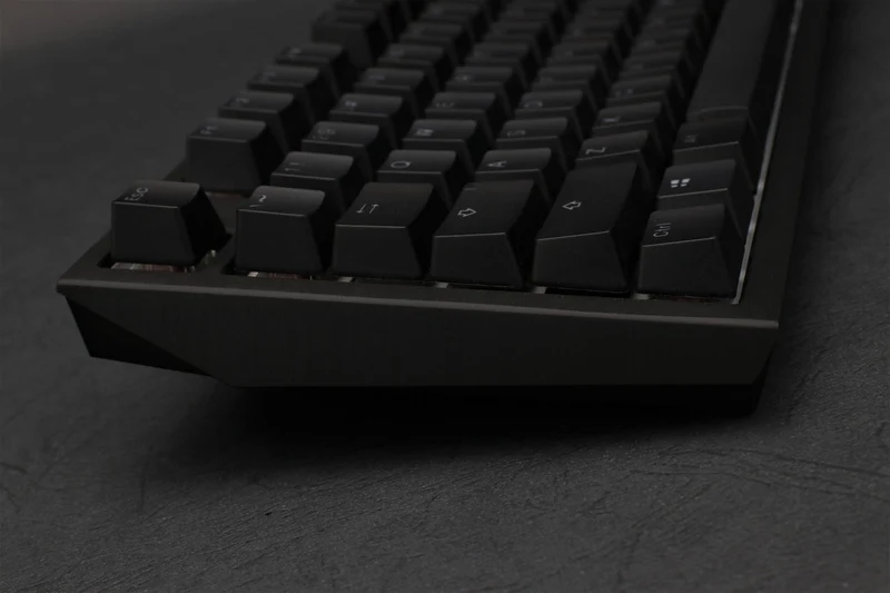 Ducky Shine 7 Blackout RGB LED Double Shot PBT Mechanical Keyboard Cherry RGB Red (DKSH1808ST-RUSPDAAT1)