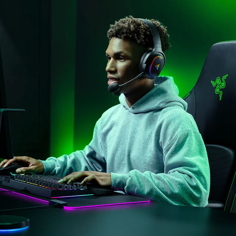 Razer Barracuda X Chroma Wireless Multi-Platform Gaming & Mobile Headset (Black, White, Phantom Green, Phantom White)