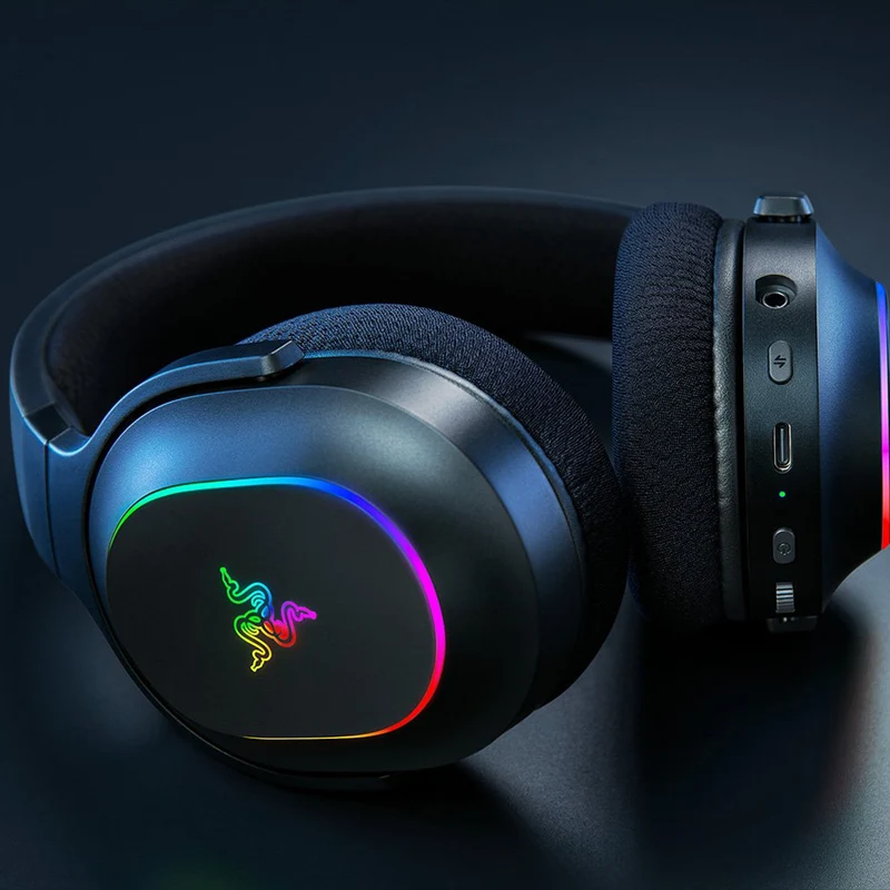 Razer Barracuda X Chroma Wireless Multi-Platform Gaming & Mobile Headset (Black, White, Phantom Green, Phantom White)