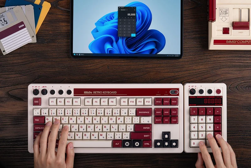 8Bitdo Retro 18 Mechanical Numpad (B5HB) (Fami Edition, N Edition, C64 Edition, M Edition)