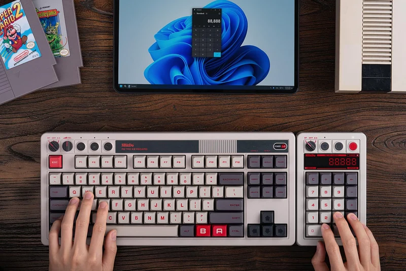 8Bitdo Retro 18 Mechanical Numpad (B5HB) (Fami Edition, N Edition, C64 Edition, M Edition)