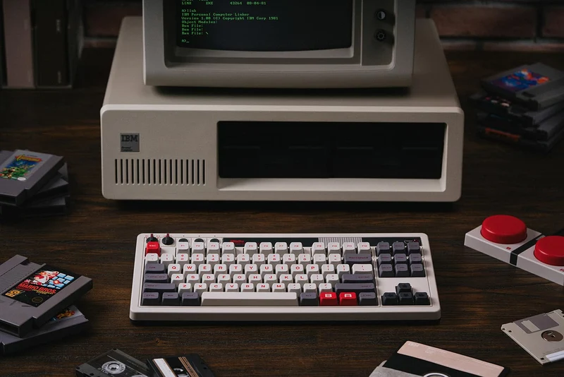 8Bitdo Retro Mechanical Keyboard (C64 Edition, M Edition, N Edition, Fami Edition)