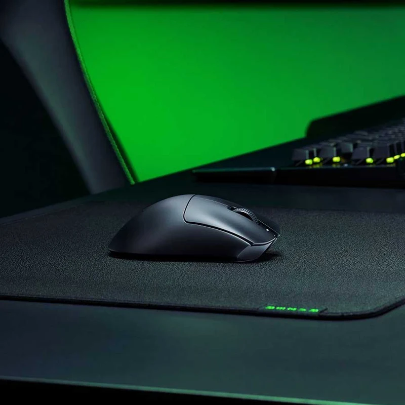 Razer DeathAdder V3 HyperSpeed Ultra-Lightweight Wireless Ergonomic eSports Mouse (Black)