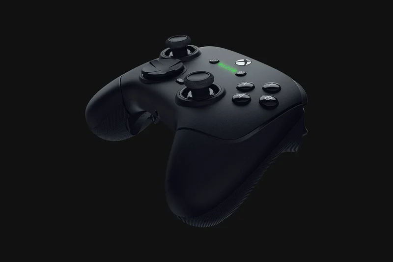 Razer Wolverine V3 Pro Wireless Esports Gaming Controller For Xbox & PC (White, Black)