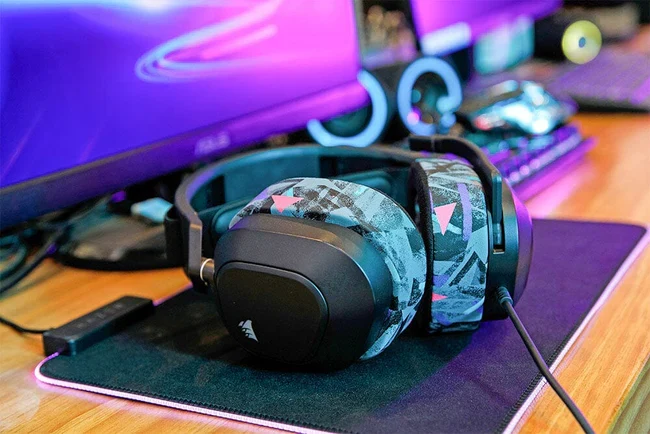Wicked Cushions Corsair HS80 Earpads - WC FreeZe Cooling Gel (Black, 90s Black , Red Camo, Black Camo)