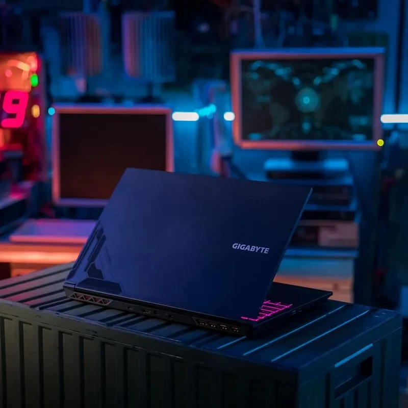 Gigabyte G5 KF5-G3IN353SH Gaming Laptop | 15.6" (1920x1080) FHD 144Hz | i7-12650H | 16GB RAM | 512GB SSD | RTX 4060 | Windows 11 Home | Gigabyte Gaming Backpack | Universal Power Adapter