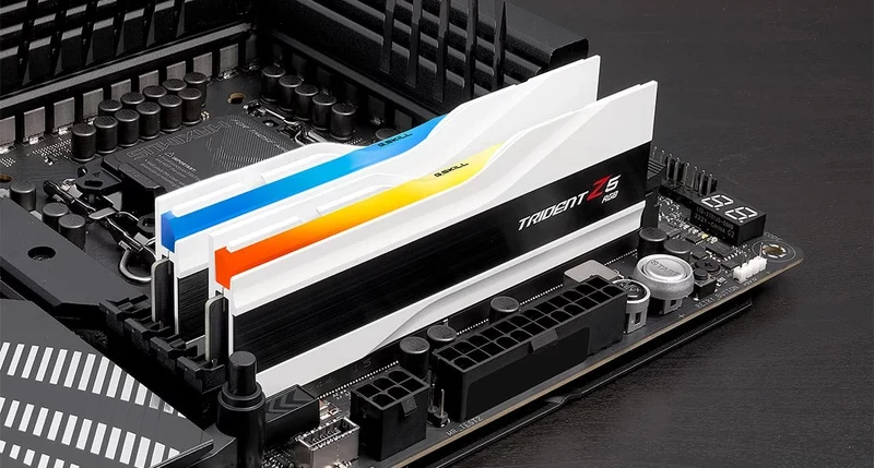 G.Skill Trident Z5 RGB 32GB (2X16GB) DDR5 Intel XMP 6400MHZ CL32-39-39-102 1.40V Desktop Memory (Matte White) (F5-6400J3239G16GX2-TZ5RW)