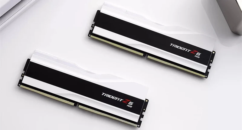 G.Skill Trident Z5 RGB 32GB (2X16GB) DDR5 Intel XMP 6400MHZ CL32-39-39-102 1.40V Desktop Memory (Matte White) (F5-6400J3239G16GX2-TZ5RW)