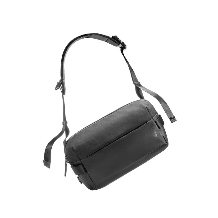 Tomtoc Explorer-T21 Slingbag With Minimalist EDC Design For 11-Inch Ipad Pro - M/7L (Black) (T21M1D1)