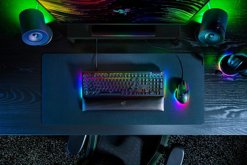 Razer Blackwidow V4 Mechanical Gaming Keyboard (Green Switch)