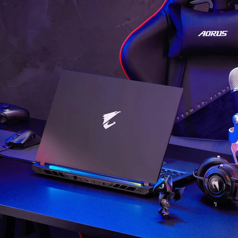 Gigabyte Aorus 17 BKF-73PH254SH Gaming Laptop (Black) | 17.3" FHD (1920x1080) 300Hz | i7 13700H | 16GB RAM | RTX 4060 | 1TB SSD | Windows 11 Home | Aorus G2 Backpack | Aorus RGB Gaming Mouse Mat | Aorus M4 Gaming Mouse