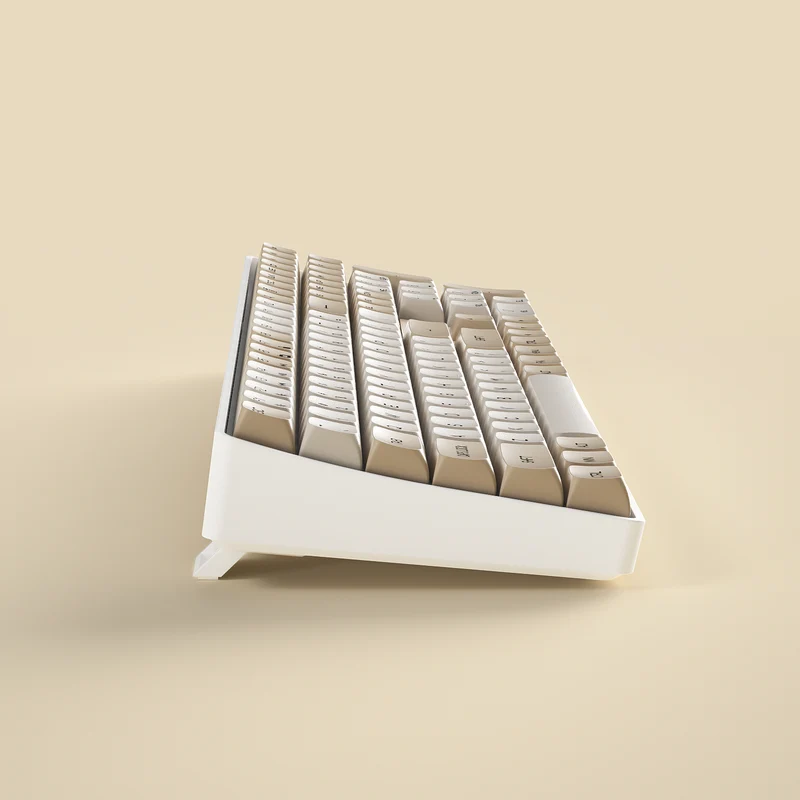 Darkflash GD108 110-Key Hotswap Wired+2.4G Wireless Mechanical Keyboard (Milky & Brown) (Yellow Switch)