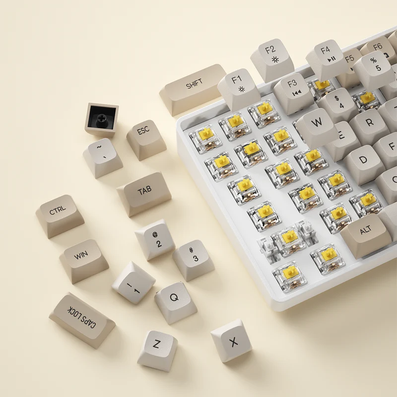 Darkflash GD108 110-Key Hotswap Wired+2.4G Wireless Mechanical Keyboard (Milky & Brown) (Yellow Switch)