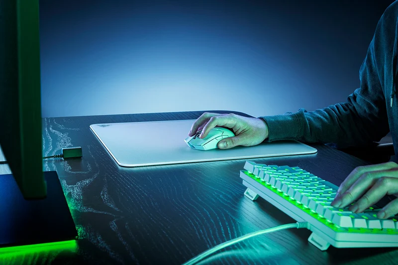 Razer Atlas Tempered Glass Gaming Mouse Mat (White)