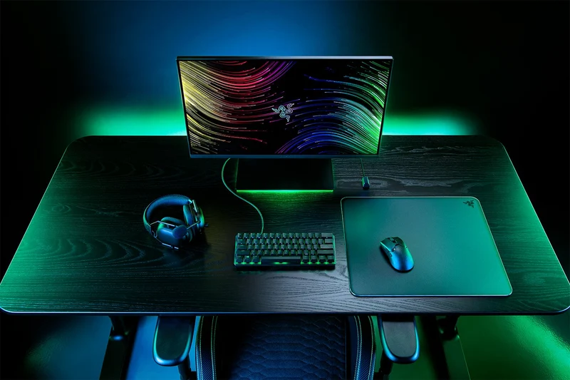 Razer Atlas Tempered Glass Gaming Mouse Mat (Black)