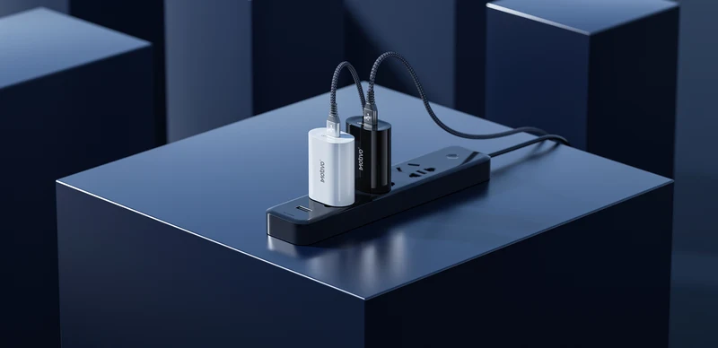 Motivo N11 Fast Charger Single Port Power Adapter (White) (T0003)