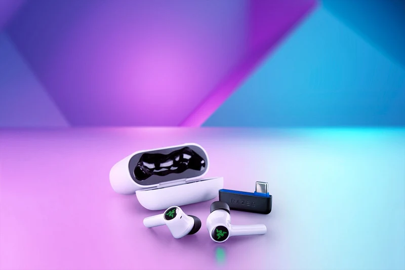 Razer Hammerhead Hyperspeed Wireless Multi-Platform Gaming Earbuds For PS5 (White)