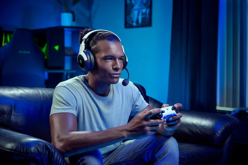 Razer Kaira Pro Hyperspeed Wireless Multi-Platform Gaming Headset With Haptics For PS5