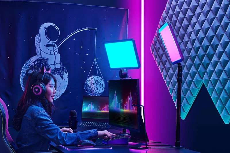 RAZER KEY LIGHT CHROMA ALL-IN-ONE LIGHTING KIT FOR STREAMING