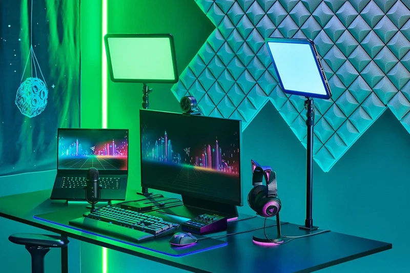 RAZER KEY LIGHT CHROMA ALL-IN-ONE LIGHTING KIT FOR STREAMING