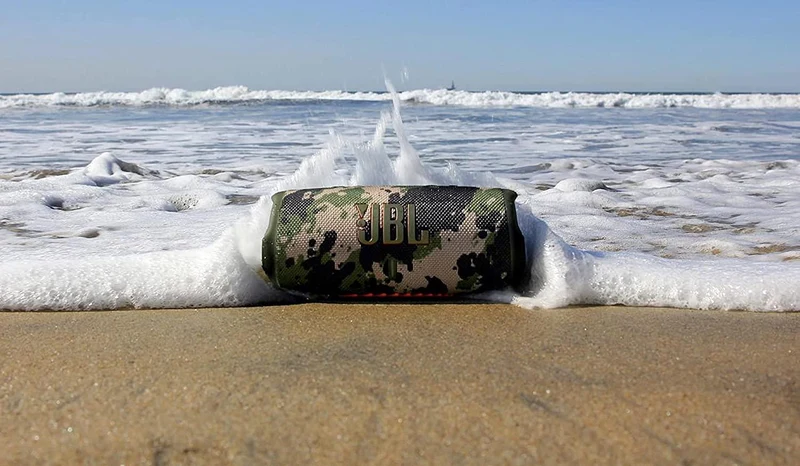 JBL Charge 5 Portable Waterproof Speaker With Powerbank (Squad)